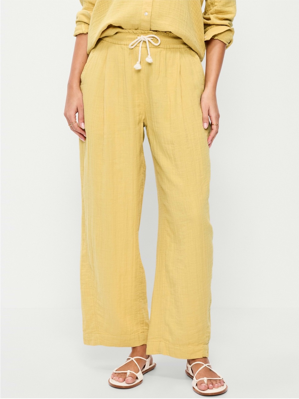 Old Navy High-Waisted Crinkle Gauze Barrel Ankle Pants